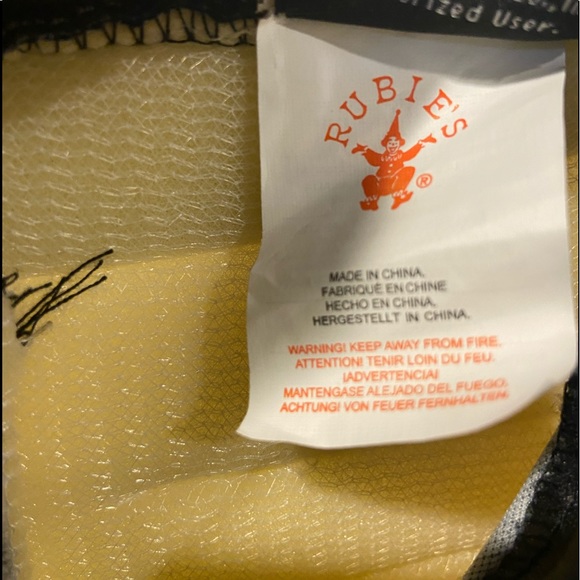 Scarecrow costume size 8/10. Turned out so cute with face paint. - Picture 2 of 3